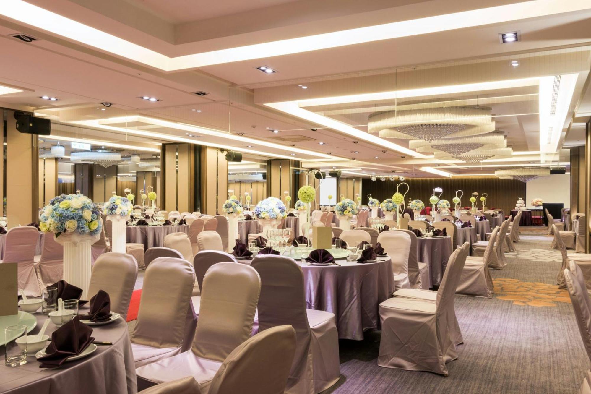 Sheraton Taitung Hotel Exteriör bild The ballroom of the hotel